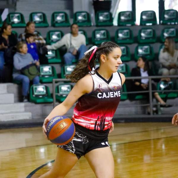 TIRAN Y ENCESTAN HACIA LOS CETROS EN LA OLIMPIADA ESTATAL DE BASQUETBOL 3X3 